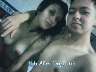 66_Alien_Couple_66