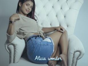 Alicia_wonder