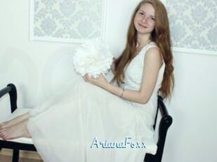 ArianaFoxx