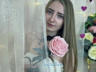 Anyalinni