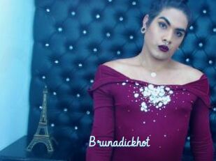 Brunadickhot