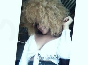 Charlotte3x
