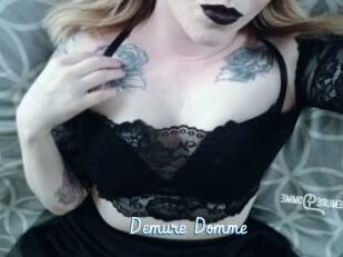 Demure_Domme