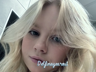 Delfinayearout