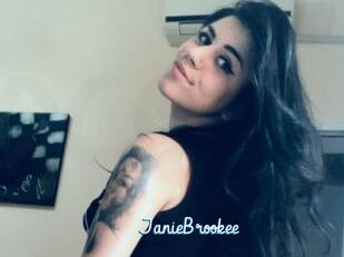 JanieBrookee