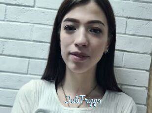 JuliTriggs