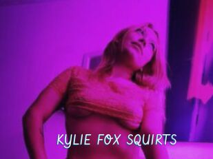 KYLIE_FOX_SQUIRTS