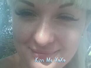 Kiss_Me_XoXo
