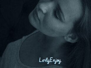 LeslyEnjoy