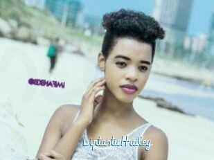 LiptasticHailey