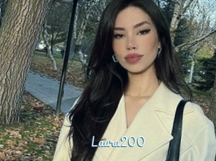 Laura200