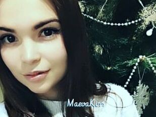MaevaKiss