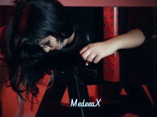 MedeeaX