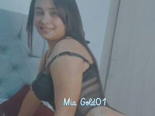 Mia_Gold01