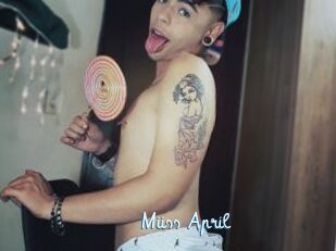 Miiss_April