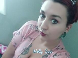 Molly_Sinn