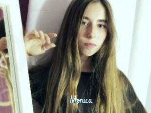 Monica_