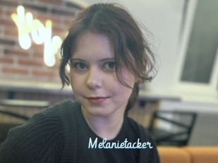Melanietacker