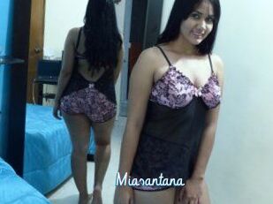 Mia_santana