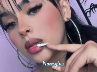 Naomyluu