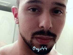 Onyx44
