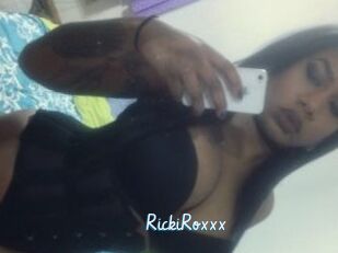 RickiRoxxx