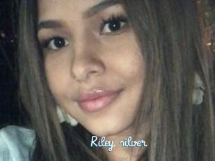 Riley_silver
