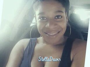 Stella_Davis