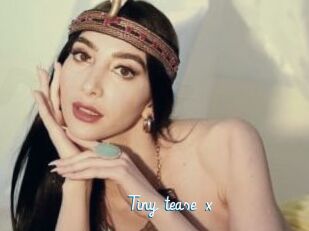 Tiny_tease_x