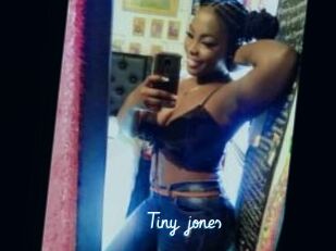 Tiny_jones